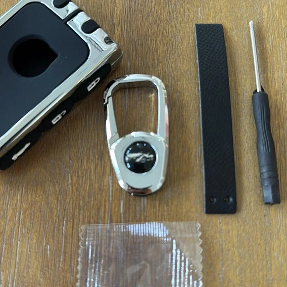 Volvo Car Key Fob Cover - Picture 4 of 5